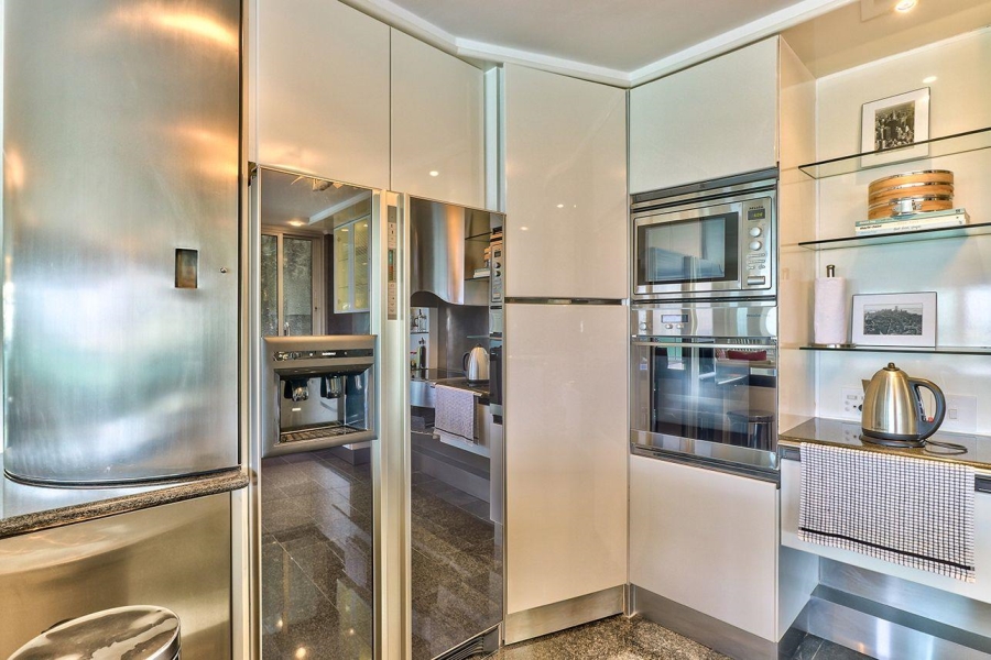 3 Bedroom Property for Sale in Clifton Western Cape